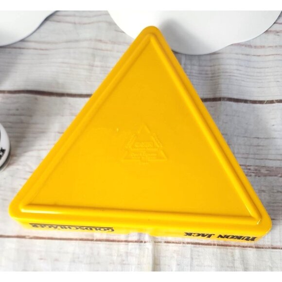 Osta Melamine Ashtray: Stylish Pool Rack Design for Cigars & Cigarettes - Picture 9 of 11